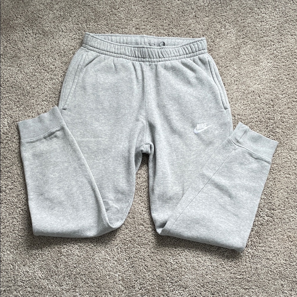 Nike Light Gray Joggers Sweatpants Men’s Small
